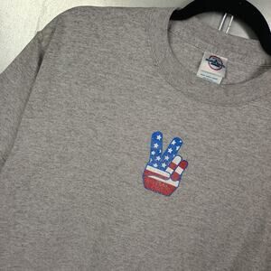 Peace Sign America USA Hippie Vintage Y2K T-shirt Medium Retro 70s Style Art